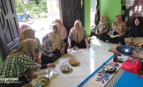 Sosialisasi Pengolahan Sampah di Wilayah RT.08 Sindang Sari